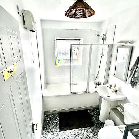 Customerhouse 1, Balcony View شقة *